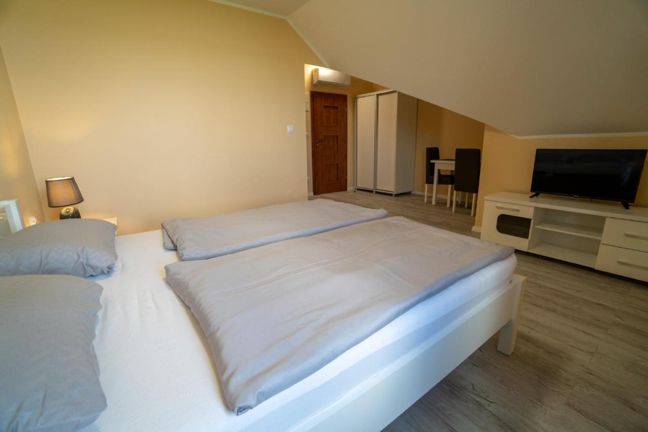 Ferienwohnung Arielle Łazy Exterior foto